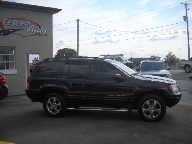 Jeep Grand Cherokee 2003 photo 2