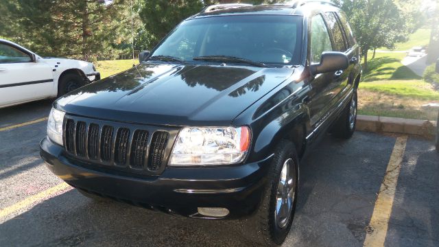 Jeep Grand Cherokee 2003 photo 3