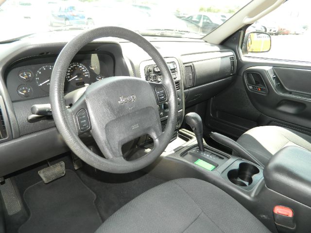 Jeep Grand Cherokee 2003 photo 3