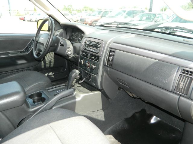 Jeep Grand Cherokee 2003 photo 9