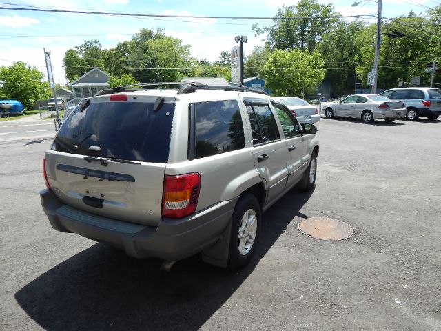 Jeep Grand Cherokee 2003 photo 2