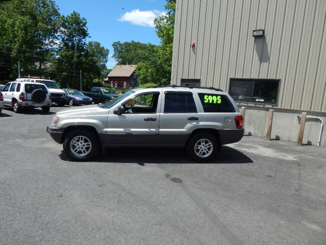 Jeep Grand Cherokee 2003 photo 4