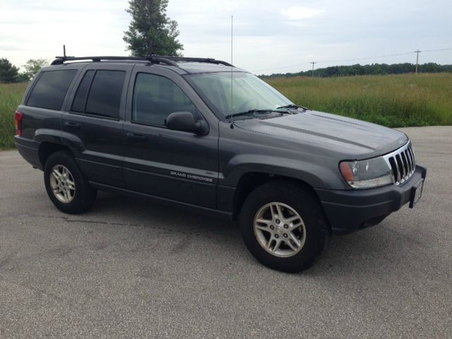 Jeep Grand Cherokee 2003 photo 2