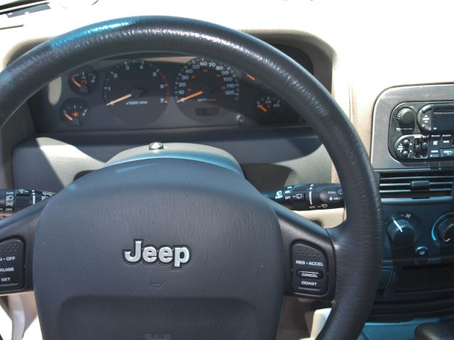 Jeep Grand Cherokee 2003 photo 9