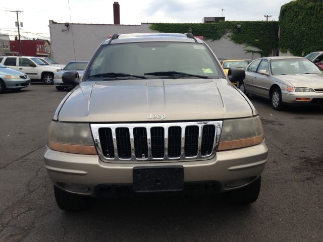 Jeep Grand Cherokee 2003 photo 3