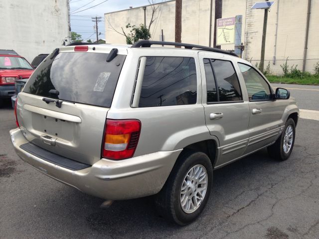 Jeep Grand Cherokee 2003 photo 4