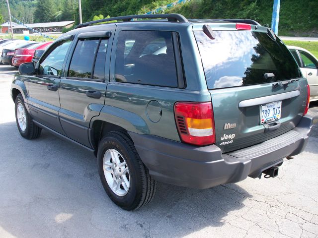 Jeep Grand Cherokee 2003 photo 2