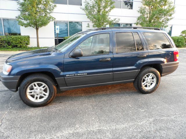 Jeep Grand Cherokee 2003 photo 2