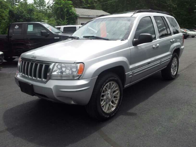 Jeep Grand Cherokee 2004 photo 1