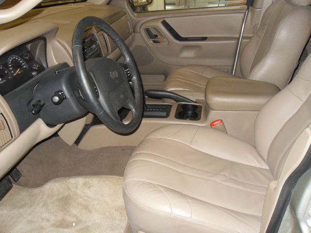 Jeep Grand Cherokee 2004 photo 1