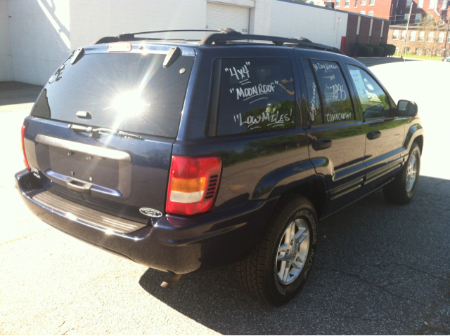 Jeep Grand Cherokee 2004 photo 4