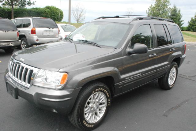 Jeep Grand Cherokee 2004 photo 3