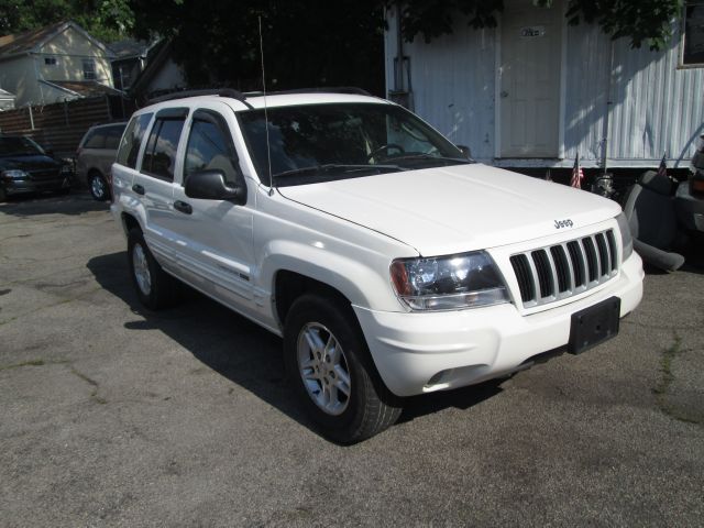 Jeep Grand Cherokee 2004 photo 1