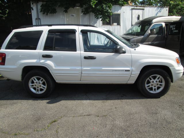 Jeep Grand Cherokee 2004 photo 4