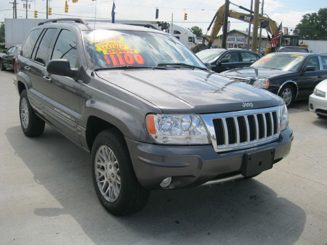 Jeep Grand Cherokee 2004 photo 4