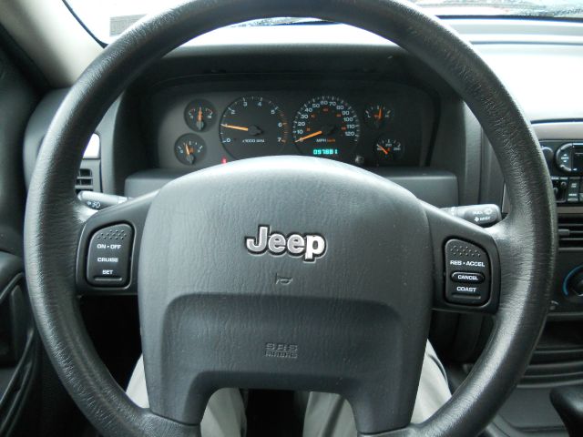 Jeep Grand Cherokee 2004 photo 1