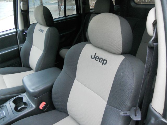 Jeep Grand Cherokee 2004 photo 7