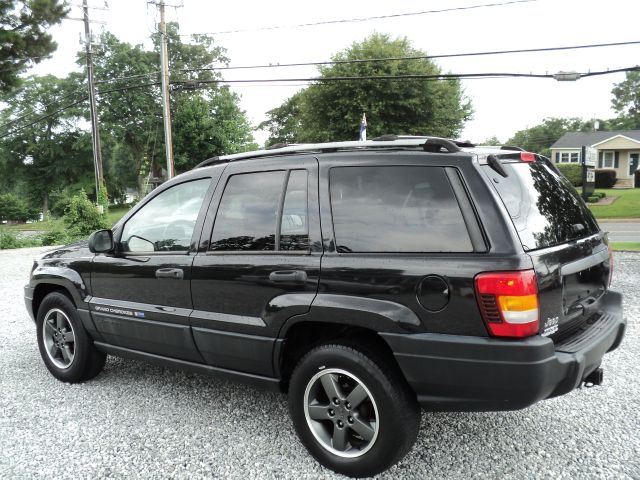 Jeep Grand Cherokee 2004 photo 4