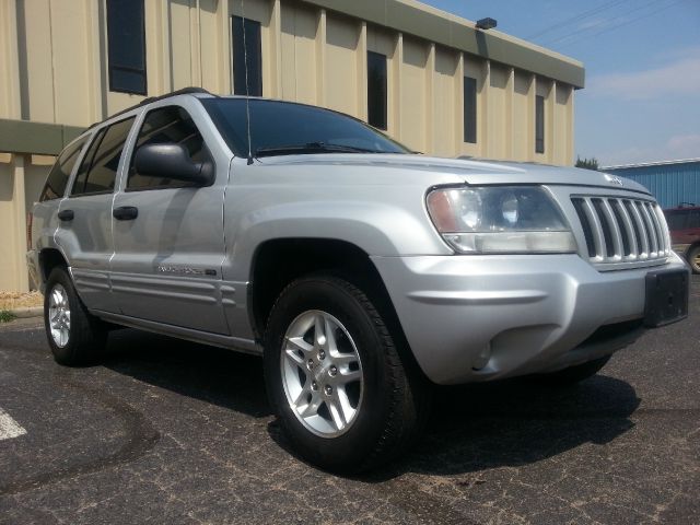 Jeep Grand Cherokee 2004 photo 4