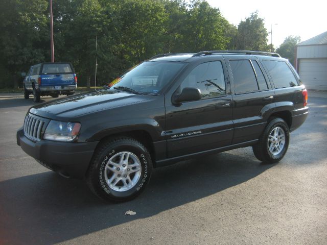 Jeep Grand Cherokee 2004 photo 4