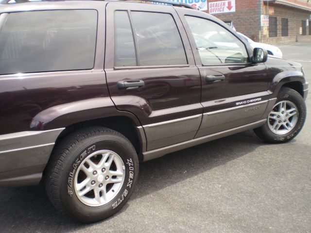 Jeep Grand Cherokee 2004 photo 4