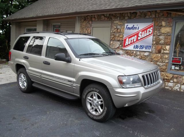 Jeep Grand Cherokee 2004 photo 2