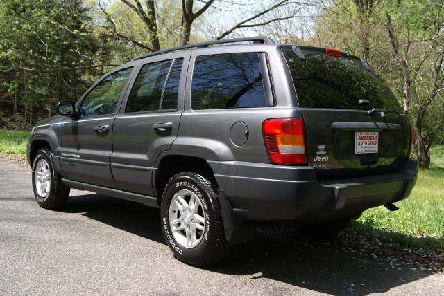 Jeep Grand Cherokee 2004 photo 2