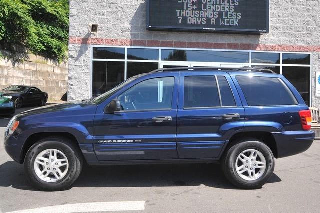 Jeep Grand Cherokee 30TH Anniv Waldoch DVD Leather SUV