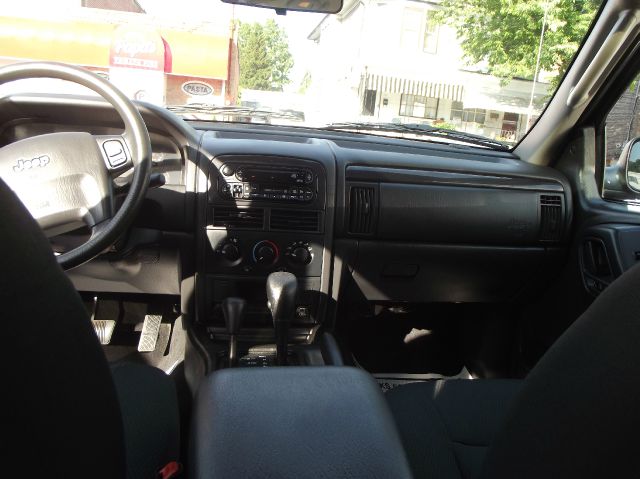 Jeep Grand Cherokee 2004 photo 5