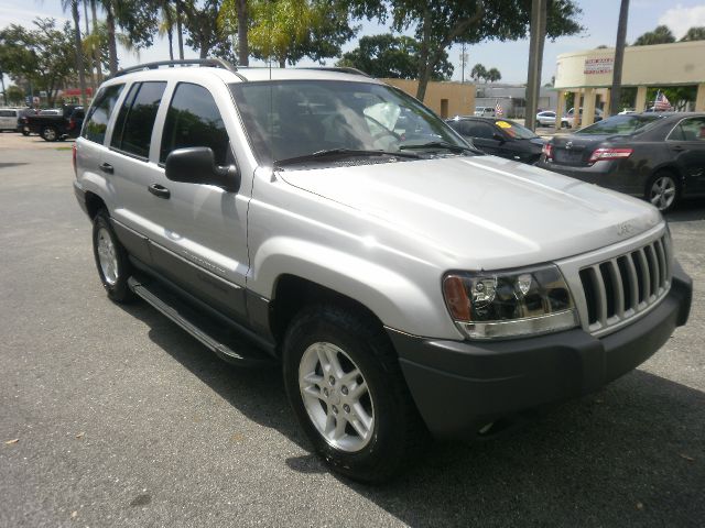 Jeep Grand Cherokee 2004 photo 1