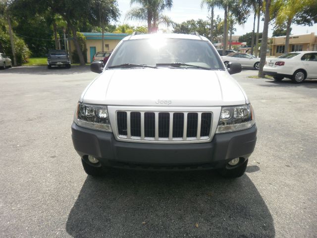 Jeep Grand Cherokee 2004 photo 3