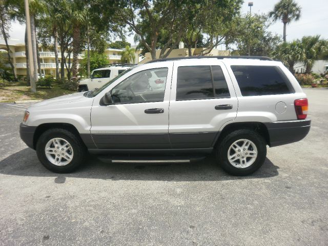 Jeep Grand Cherokee 2004 photo 4