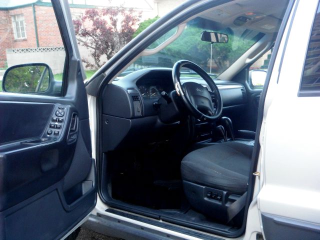 Jeep Grand Cherokee 2004 photo 19