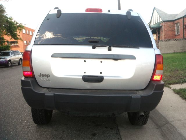 Jeep Grand Cherokee 2004 photo 3