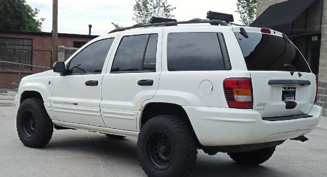 Jeep Grand Cherokee 2004 photo 1