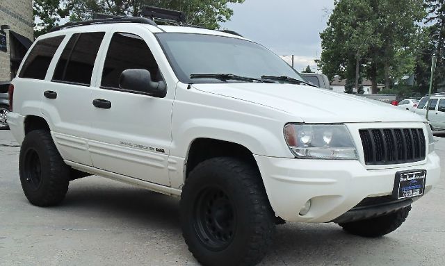 Jeep Grand Cherokee 2004 photo 4