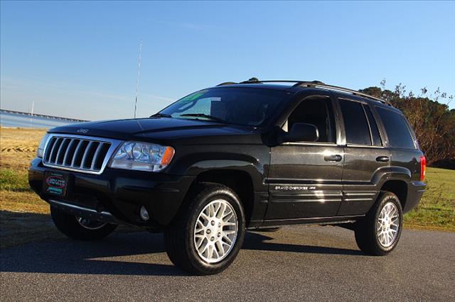 Jeep Grand Cherokee 2004 photo 2