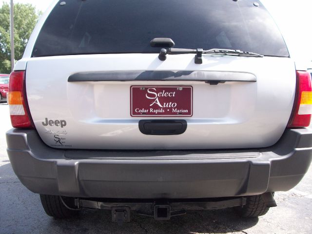 Jeep Grand Cherokee 2004 photo 3