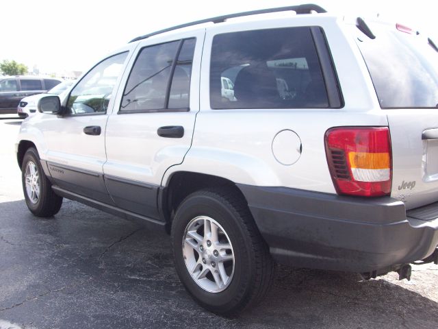 Jeep Grand Cherokee 2004 photo 4