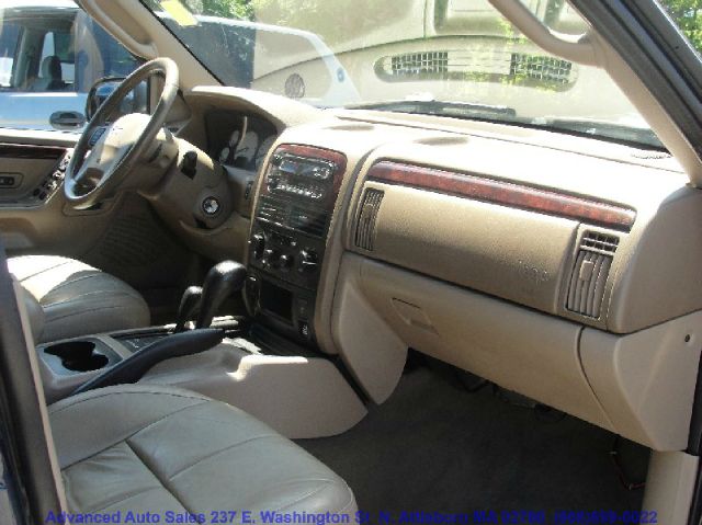 Jeep Grand Cherokee 2004 photo 1