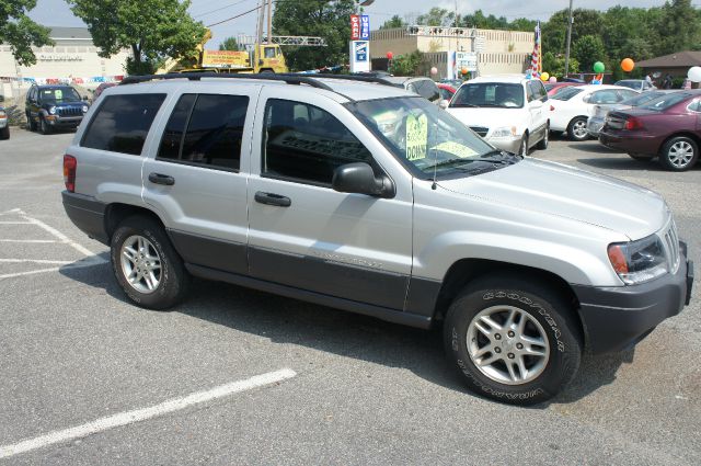 Jeep Grand Cherokee 2004 photo 4