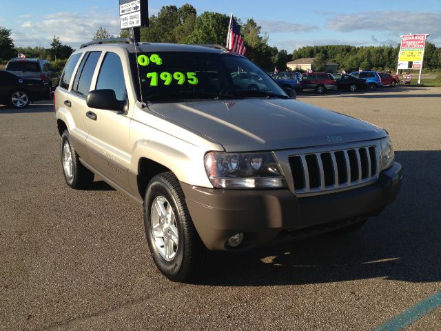 Jeep Grand Cherokee 2004 photo 2