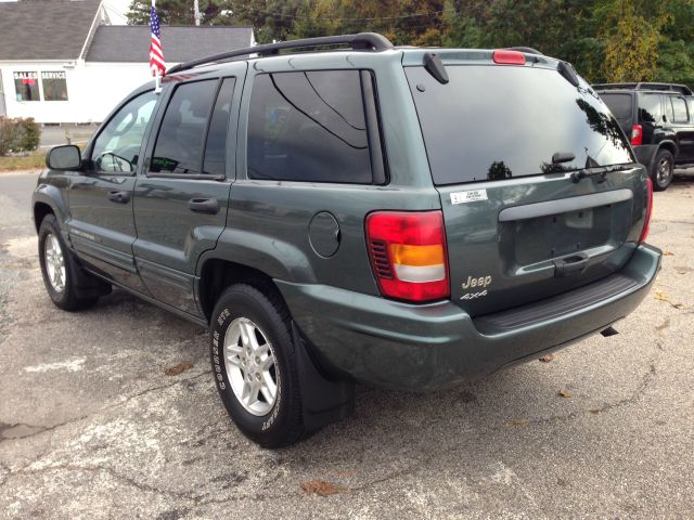 Jeep Grand Cherokee 2004 photo 1