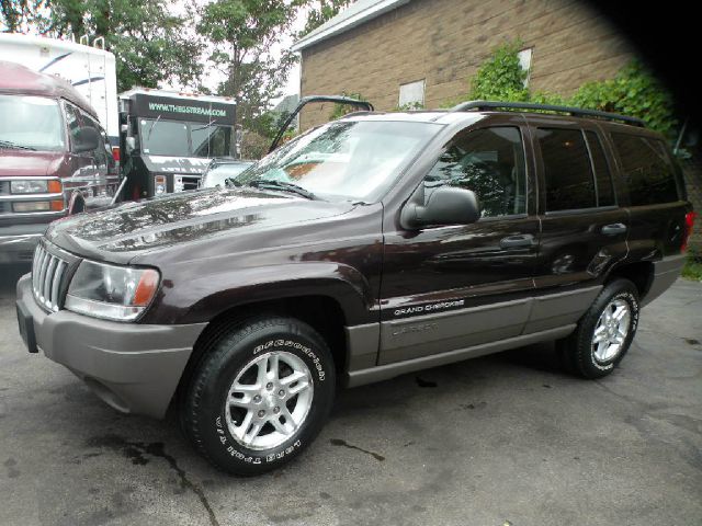 Jeep Grand Cherokee 2004 photo 2