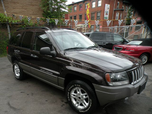 Jeep Grand Cherokee 2004 photo 4