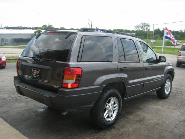 Jeep Grand Cherokee 2004 photo 1