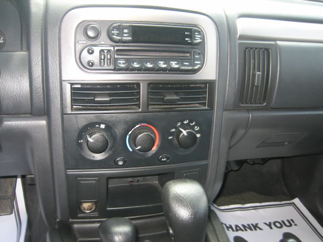 Jeep Grand Cherokee 2004 photo 14