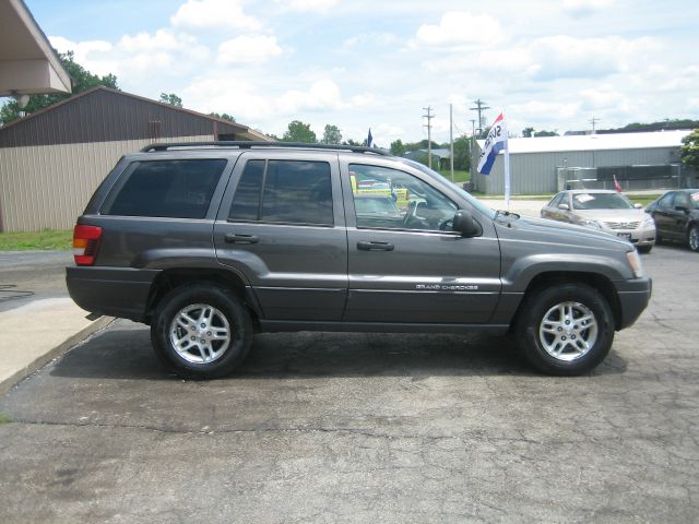 Jeep Grand Cherokee 2004 photo 17