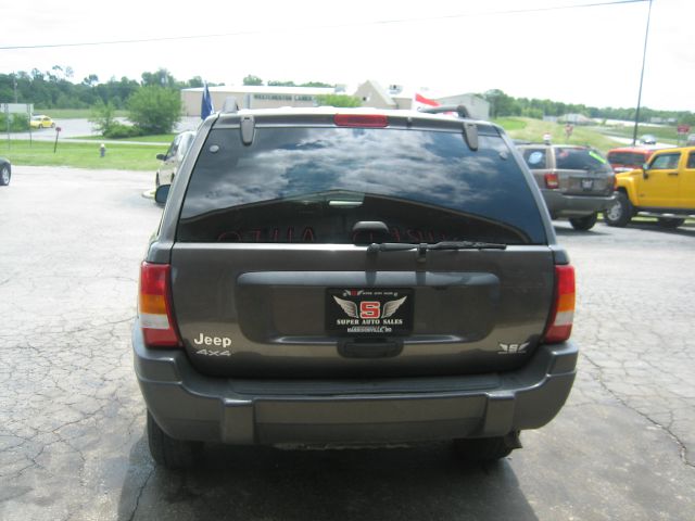 Jeep Grand Cherokee 2004 photo 18