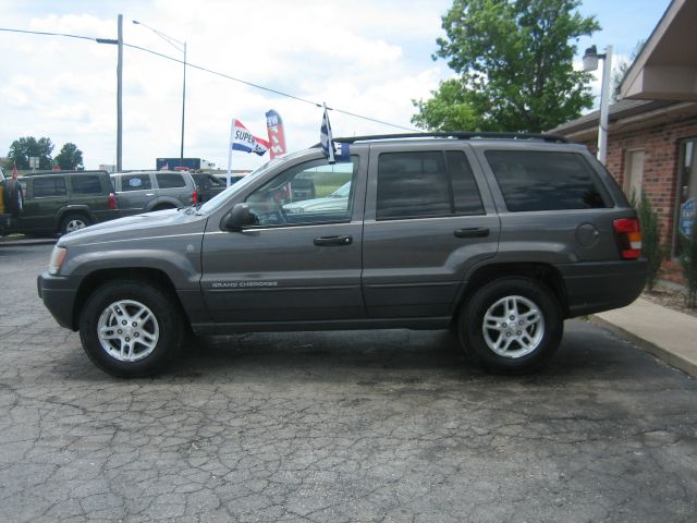 Jeep Grand Cherokee 2004 photo 2